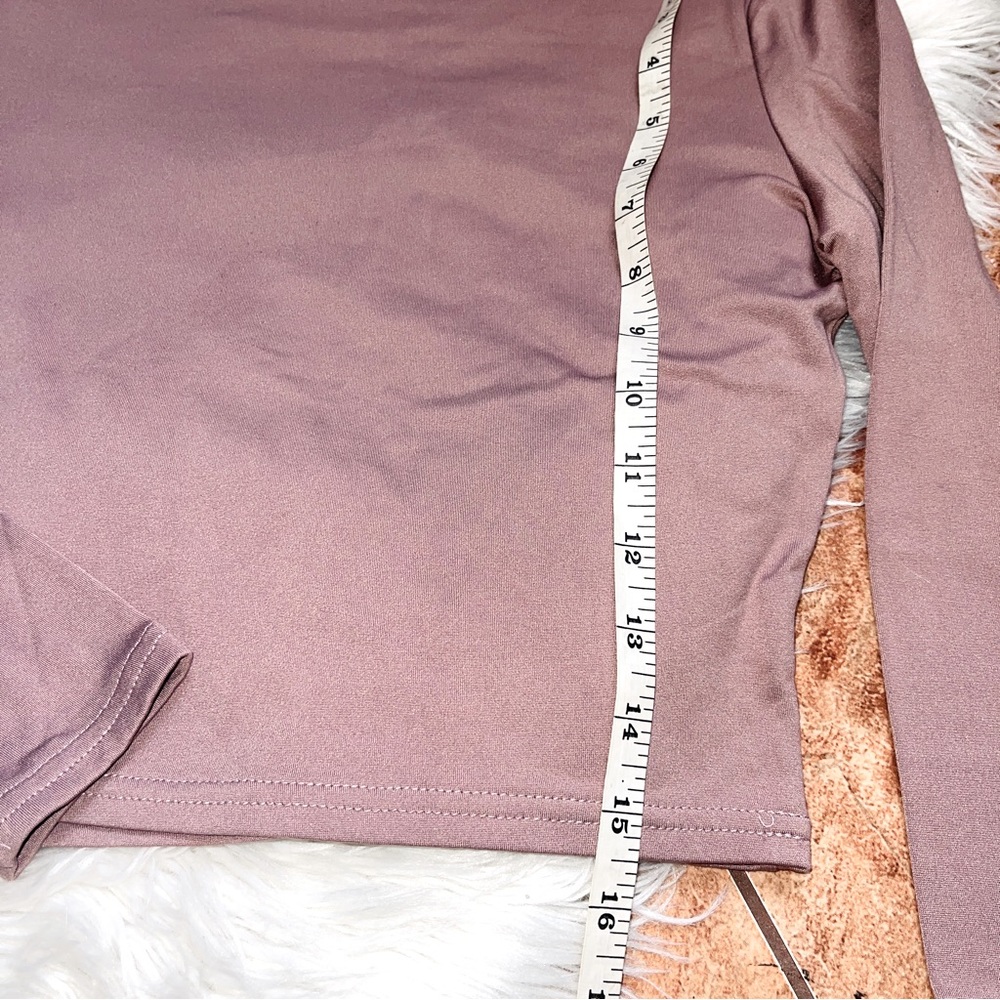 Coordinated set - Mauve 2 piece workout set - Picture 4 of 12